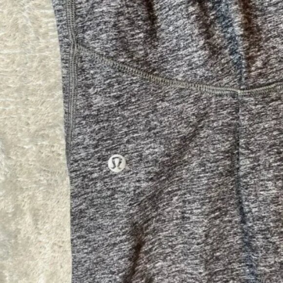 Lululemon Warm Your‎ Core Long Sleeve Tee Heathered Black Size 4 - Picture 6 of 7